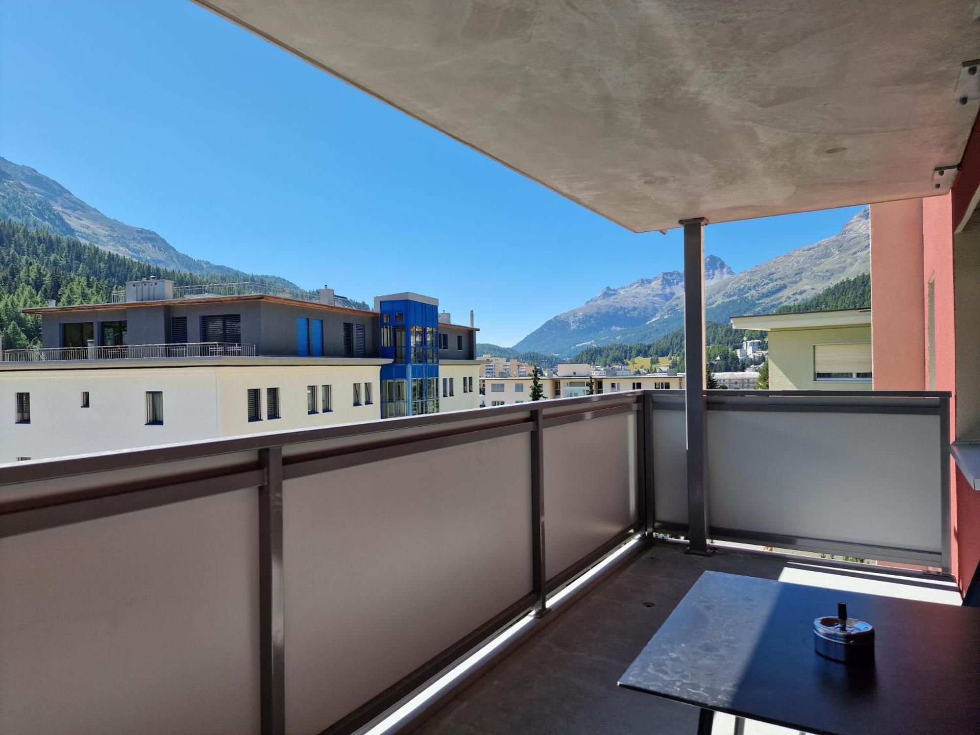 Apartments Flora - Sunflower Sankt Moritz Esterno foto